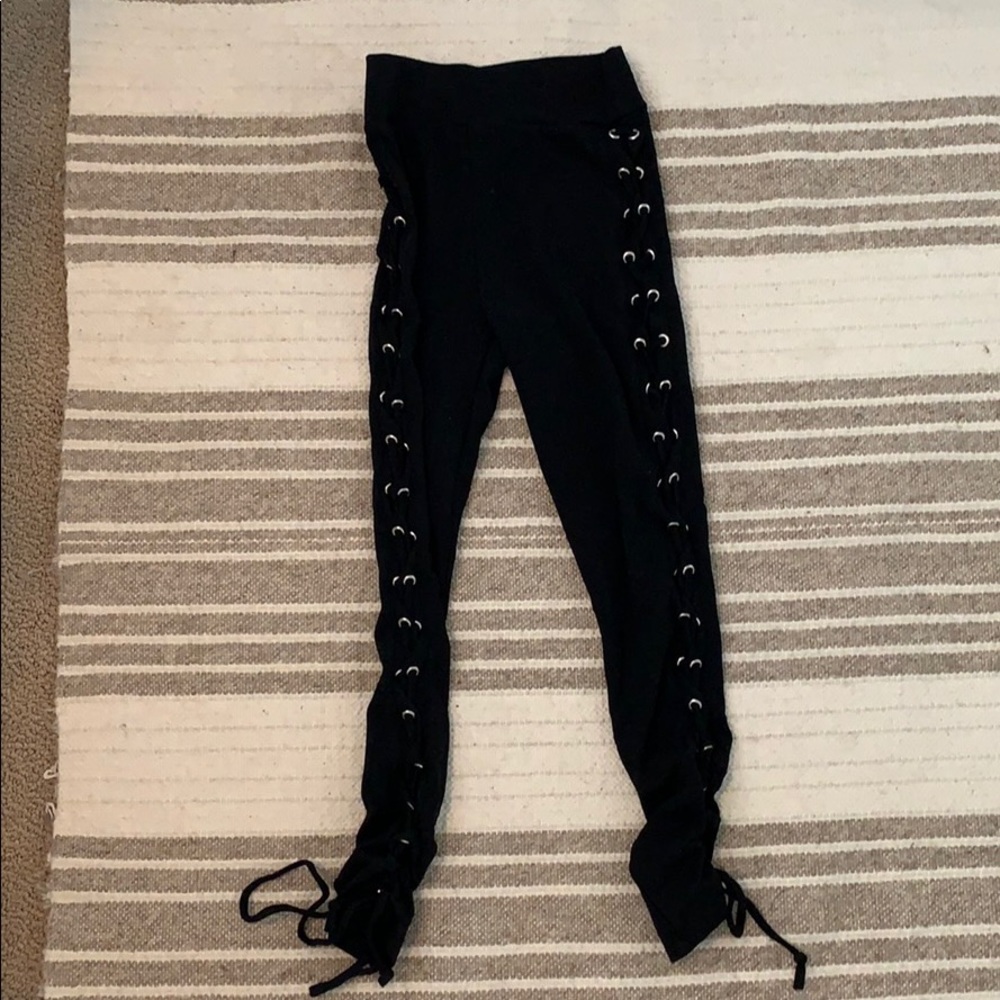 black legging with cross up leg